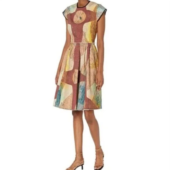 Making The Cut EUC Dress Sz Medium - Picture 1 of 6
